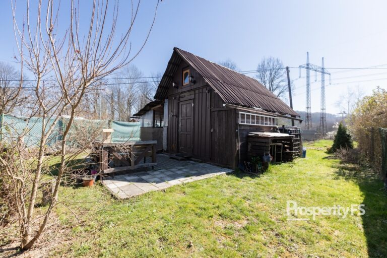 Prodej chaty se zahradou, 250 m2 – Nové Zákupy