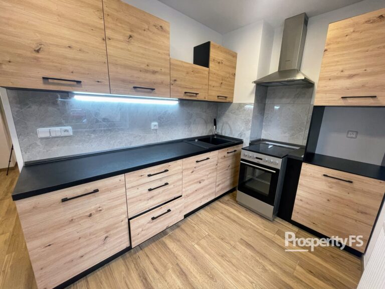 Pronájem bytu 2+1, 54 m2 – Terezín