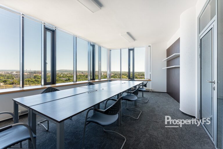 Pronájem kanceláře 142,5 m2 AZ Tower – Brno