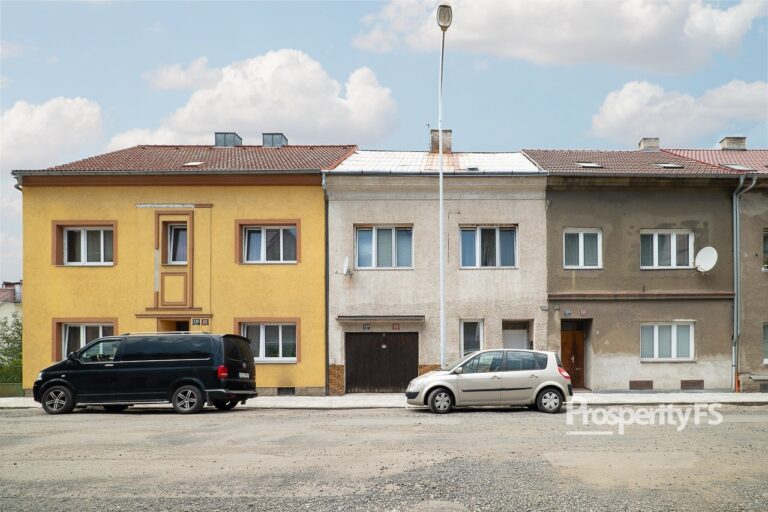 Prodej rodinného domu 4+2, 156 m2 – Trmice