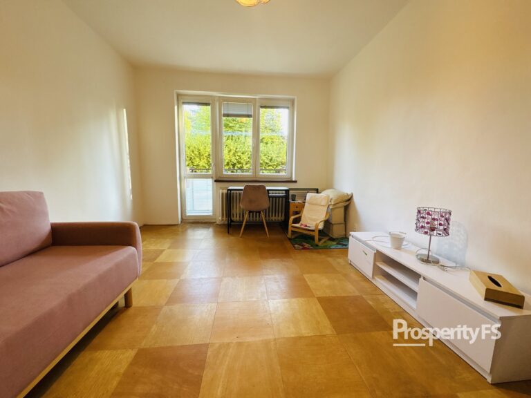 Pronájem bytu 2+1 60 m2, s lodžií -Třinec – Terasa