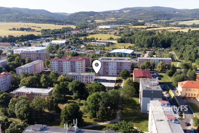 Prodej bytu k rekonstrukci 1+1, 35m² – Ostrov nad Ohří