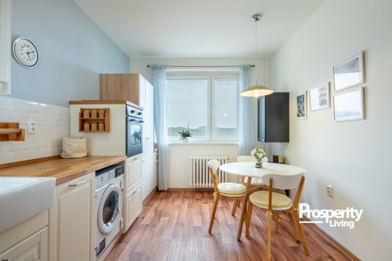 Byt 3+1 s lodžií o výměře 80 m2 v družstevním vlastnictví