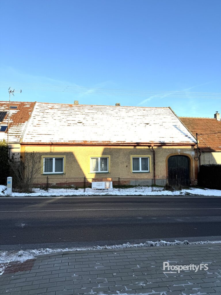 Prodej rodinného domu 91 m² + 93 m² půda – Mšec – ul. Slánská 184