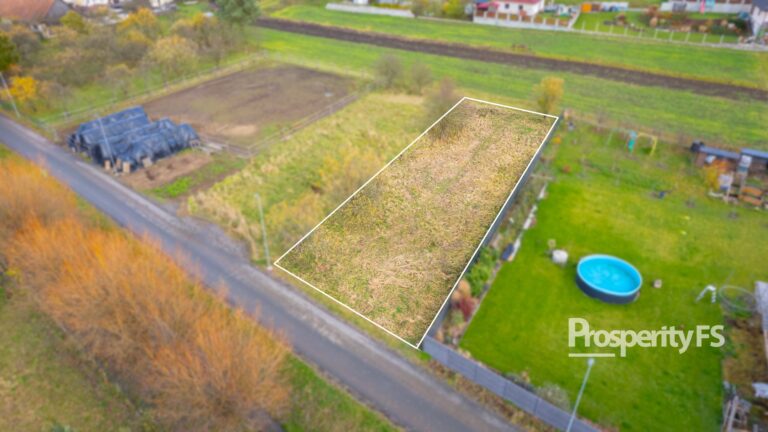 Prodej stavebního pozemku 746 m², Knínice