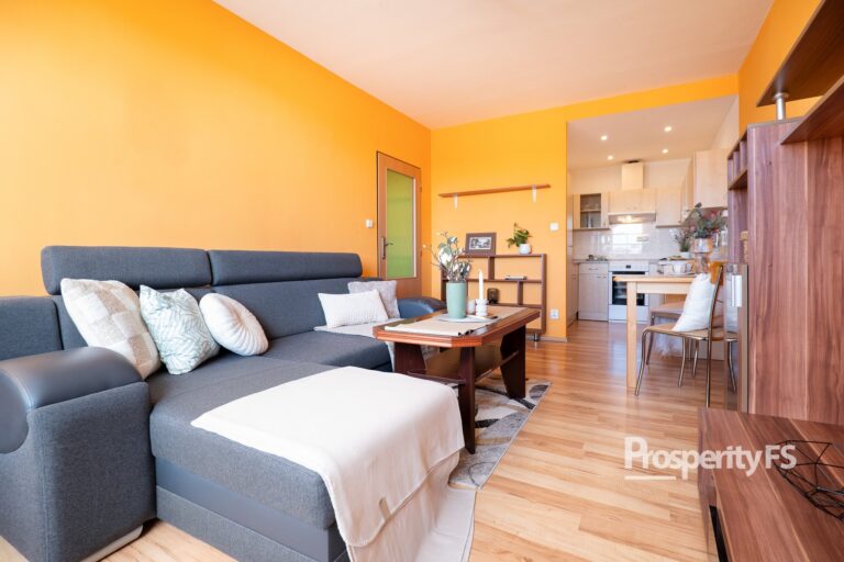 Prodej bytu 2+kk,  42,1 m2 – Studentská, Kladno-Rozdělov