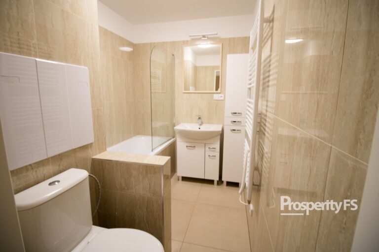 Pronájem bytu 2+1 po kompletní rekonstrukci o výměře 61 m2, Ústí nad Labem