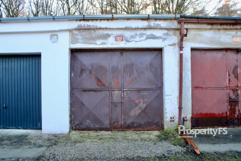 Prodej garáže 19 m², Kladno Kročehlavy