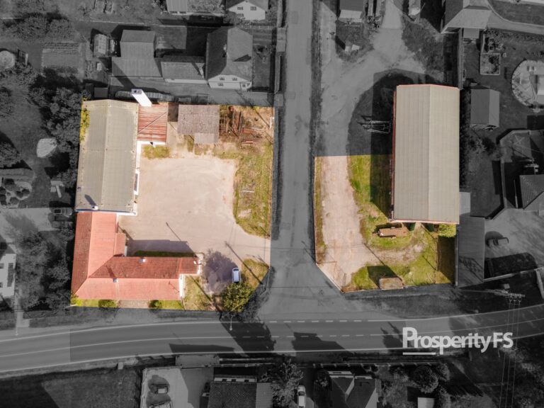 Prodej komerčního areálu 3058&nbsp;m² včetně firemního zázemí 125&nbsp;m² – Česká Lípa