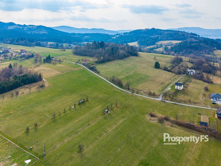 Prodej slunného pozemku 917m2, s&nbsp;výhledem na Beskydy – Písek u Jablunkova