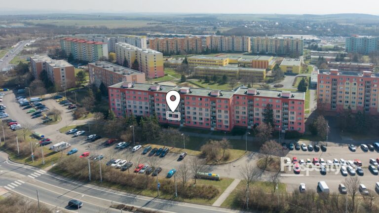 Prodej bytu 2+1&nbsp;62 m², ul. Písečná, Chomutov