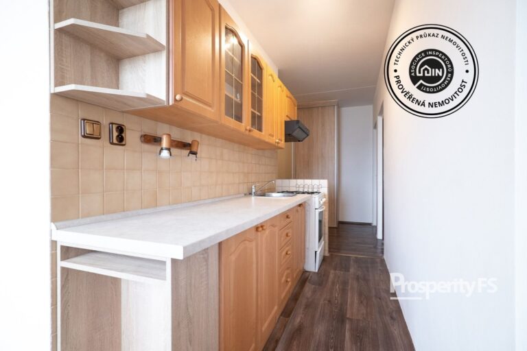 Prodej prostorného bytu 2+1, 67&nbsp;m² s&nbsp;lodžií a krásným výhledem – Louny