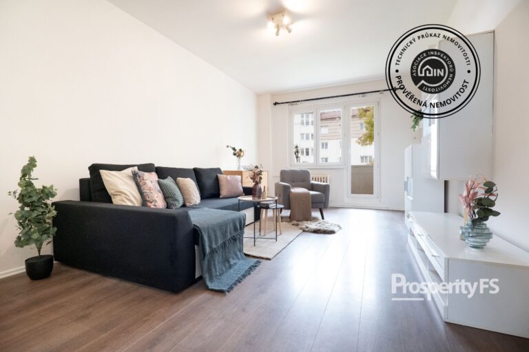 Prodej prostorného bytu 2+1, 68&nbsp;m² se zasklenou lodžií – Kladno, ul. Kosmonautů