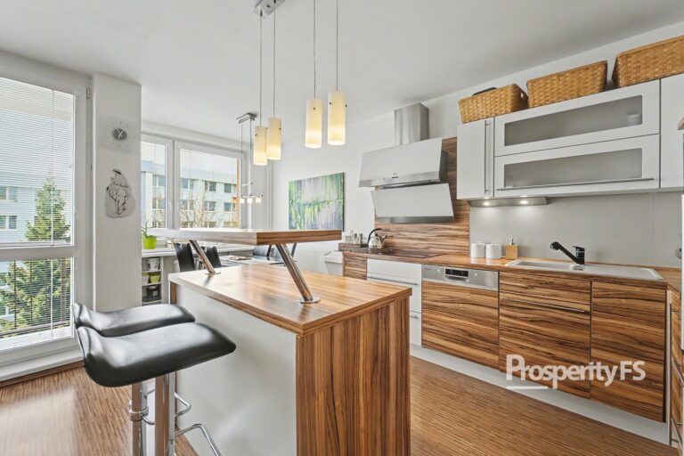 Prodej bytu 4+kk, 91 m², lodžie 3,6&nbsp;m² – Kladno, ul. Na Vyhaslém