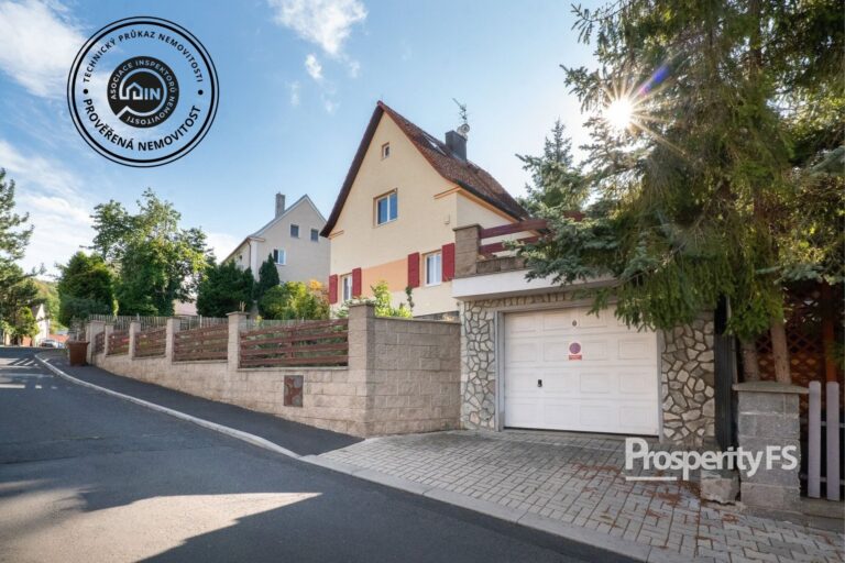 Prodej rodinného domu 4+1 s&nbsp;bazénem a garáží na pozemku 538 m², Ústí nad Labem – Střekov
