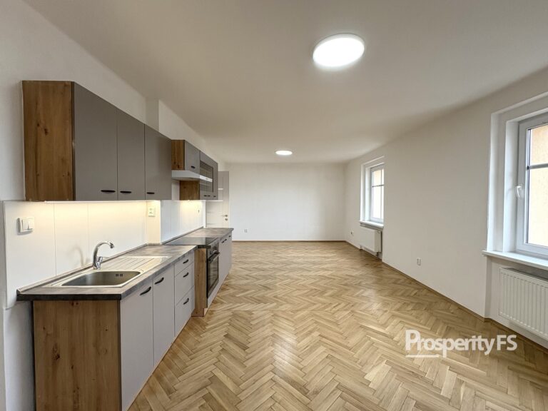 Pronájem bytu 3+kk 75 m², Ústí nad Labem